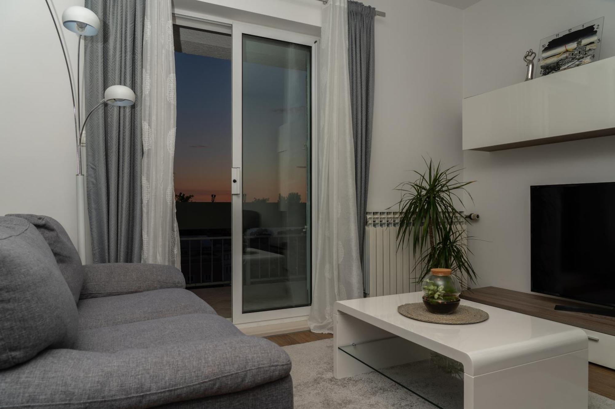 Apartment Ana Makarska Eksteriør bilde